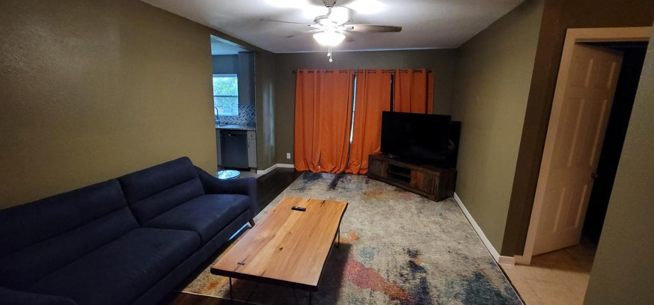 Rebecca Street House - Close To Med Center, Downtown, Nrg ヒューストン エクステリア 写真